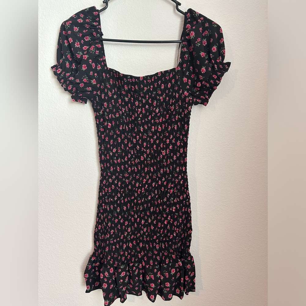 FOREVER 21 MINI DRESS
